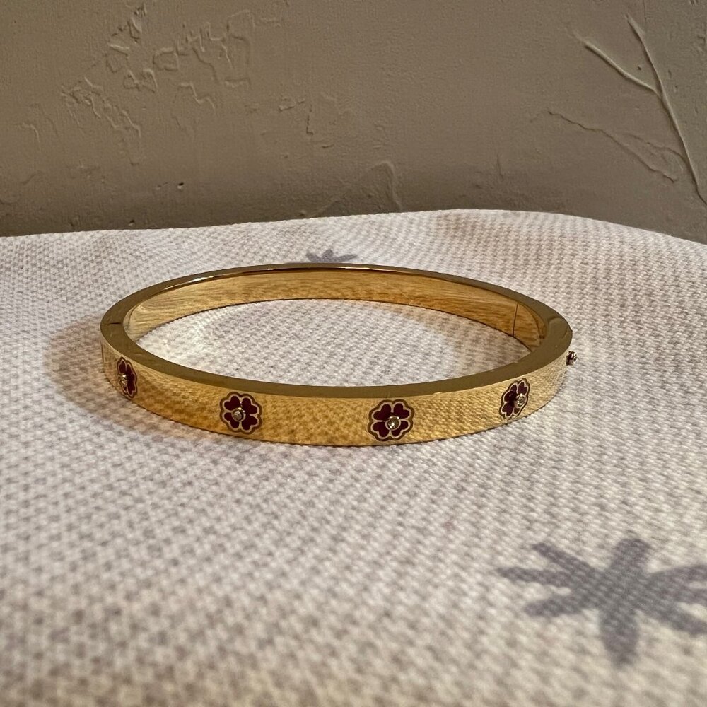 Kate Spade Gold-Tone Enamel Clover Bangle Bracelet - Pink/Red